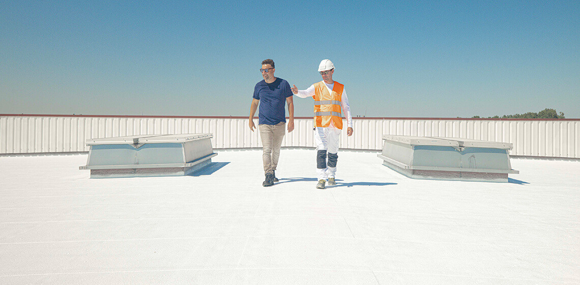 Chantier bâtiment tertiaire cool roof